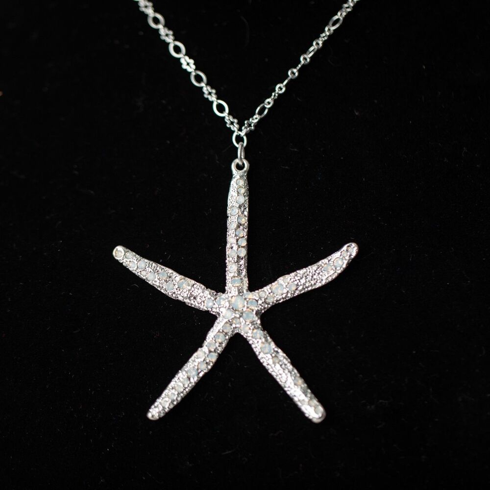 Sequin Vintage Silver Tone Starfish Pendant Necklace Rhinestone Coastal Beach
